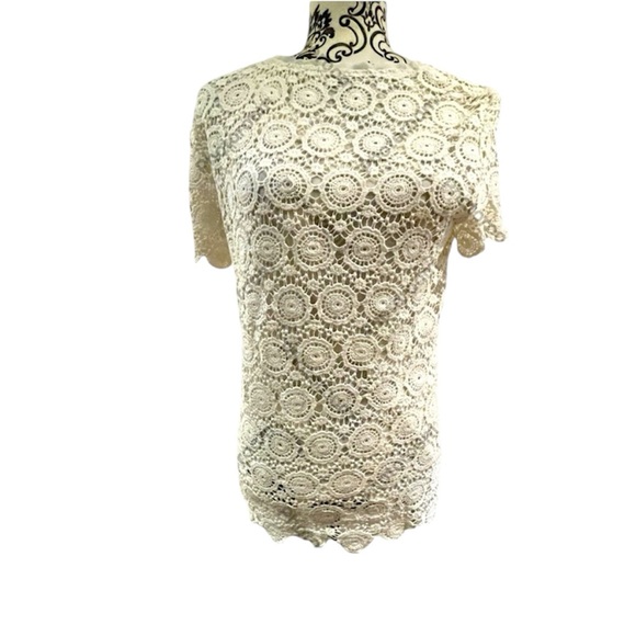 Crocheted knit cream colored top - Picture 1 of 7